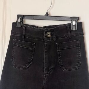 Pilcro Black Ankle Cropped Jeans with Faded Wash